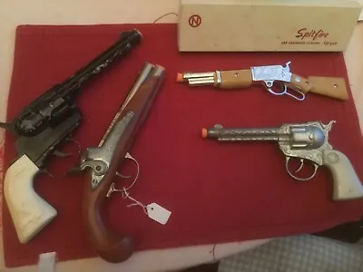 4 Vintage Toy Cap Guns Hubley Flintlock Buckaroo Spitfire MIB & Mattel Fanner • $124.99