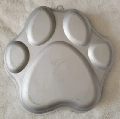 $20 • Buy Wilton Animal Paw Print Cake Pan Baking Mold Dog Cat Lion 2105-0252 10  X 11 