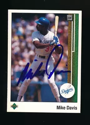 1989 Upper Deck Mike Davis #146 Signed Auto Autograph Tough Blue Sharpie • $12