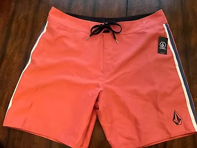 $60 VOLCOM 38 Boardshorts Lawton Board Shorts Surfer Striped Swimsuit Swim NEW • $19