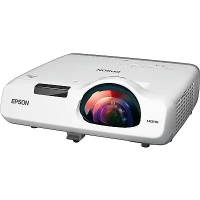 Epson PowerLite 530 3200-Lumen LCD Projector - V11H673020 • $647.99