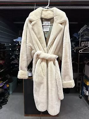 Vintage Suziklo Neiman Marcus Faux Fur Coat Size 2  • $150