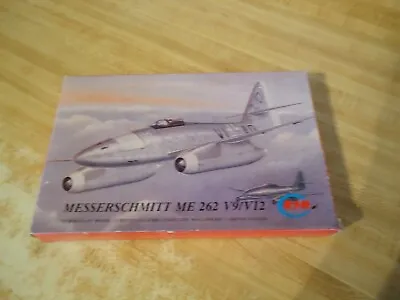 MPM 1/72 WWII German Messerschmitt ME 262 V9/V12 Model Kit • $9.99