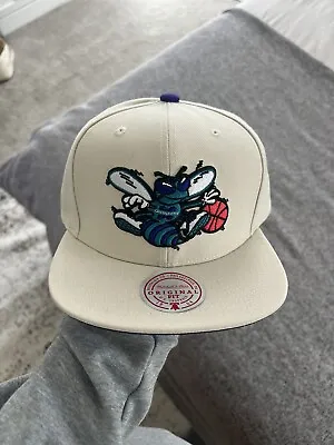 Mitchell & Ness NBA Charlotte Hornets Off White Basic Snapback Hat Cap New • $26