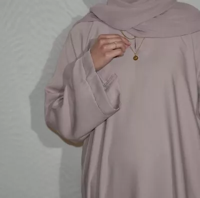 Pearl Colour Nida Abaya • £18