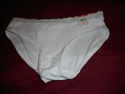 N/W/T Calvin Klein Girls White Classic Bikini Panty Large & XLARGE Sold Separate • £9.64