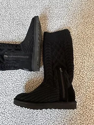 UGG Women's Classic Cardi Cabled Knit Tall Boots Black 1146010 Sz 8 • $24.99