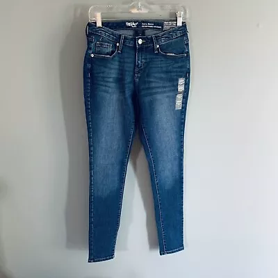 Mossimo Jeans Mid Rise Curvy Skinny Size 2 Regular New With Tag • $20