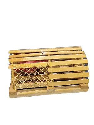 VTG MINIATURE LOBSTER TRAP NEW ENGLAND TYPE ARTISAN DOLLHOUSE - W/ LOBSTER JAPAN • $44.26