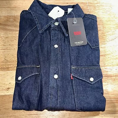 Levi's Men's Classic Western Shirt Color: Red Cast Rinse Size Large NWT • $29