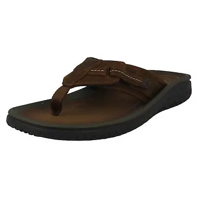 Mens Clarks 'Wesley Sun' Leather Toe Post Sandals • £44.99