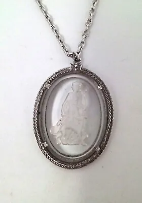 Vtg Avon Glass Reverse Intaglio Goddess Diana Huntress Pendant Chain Necklace • $10