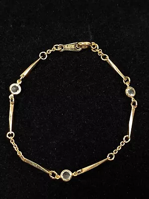 Vintage Avon Gold Tone Bar Chain Crystal Bezel Bracelet Small 6 Inch Dainty • $9.09