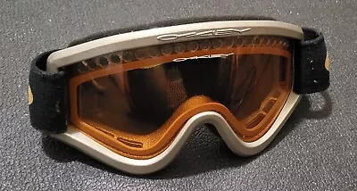 Oakley Frame Snow Goggles With Bag Lightweight • $22