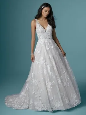 Bridal Dress  Maggie Sottero Wedding • $500