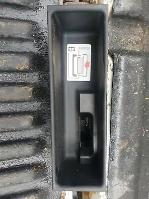 £20 • Buy 2004-08 Vw Golf Mk5 Ipod Dock With Storage 1k0857925b Genuine Oem