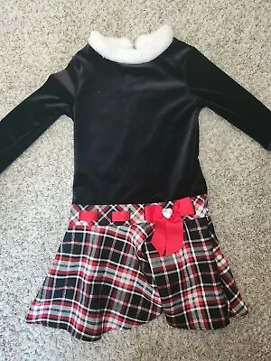 Dollie & Me Girls Velvet A Line Dress Black Red Plaid Faux Fur Trim Keyhole 8 • $9.99