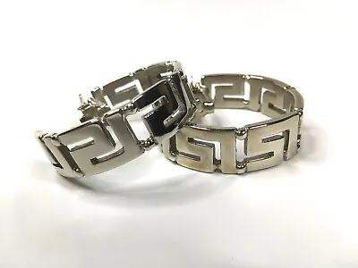 GIANNI VERSACE VINTAGE '90s GREEK KEY HOOP PAIR EARRINGS SHEENY SILVER ITALY • $199.24