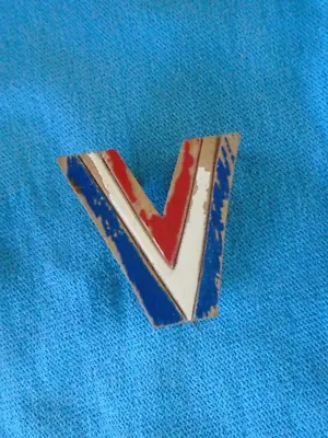 WWII V For Victory Pin Made Of Wood • $18.99