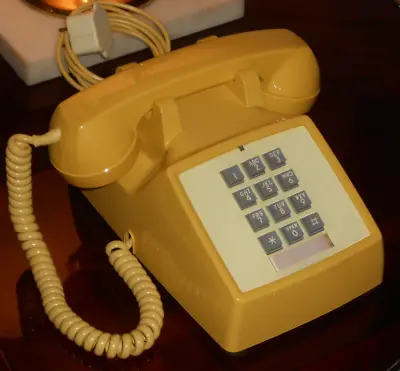 Excellent Vintage Western Electric Yellow Classic Push Button Touch Tone Phone! • $134.95