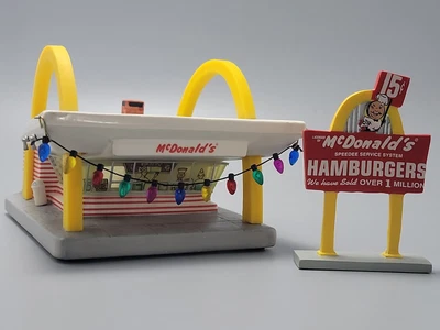 $9.99 • Buy MCDONALDS MCMEMORIES CLASSIC LIGHTED CERAMIC RESTURANT (pre-owned)