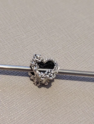 £22.50 • Buy Pandora Open Heart & Rose Flowers Charm