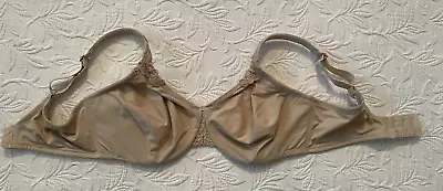 Wacoal Bra 36D Women's Bodysuede Ultra Full Figure Seamless Underwire #85814 • $7.99