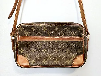 Louis Vuitton Trocadero 27 Shoulder Bag Canvas Leather Purse Vintage  • $235