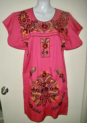 #1104 Vintage Mexican Embroidered Dress M Hot Pink Multicolor Floral SS • $36