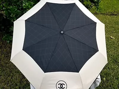 Chanel Vintage Umbrella Beige/Black Gift Ideas Automatic Open/Close • $150