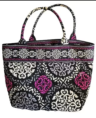 New Vera Bradley Holiday Tote In Canterberry Magenta Retired Pattern • $27.40