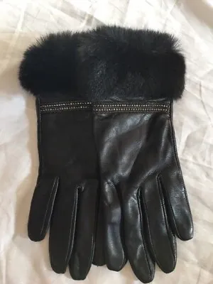 Women's NWT Aqua Rabbit Fur Cuff Black Leather Tech Gloves • $65.99
