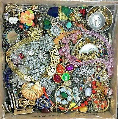 Jewelry Lot ALL Good Wear Resale Brooch Art Estate Vintage Modern 5 Pcs NO Junk  • $28.99