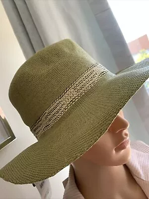 Zara Woman’s Woven Hat With Border Detail Green Size S • £17.99