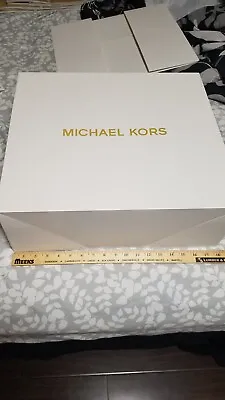 MICHAEL KORS Gift Box 18”x16”x 6.5” WHITE • $19.99