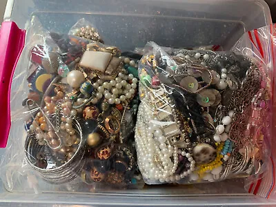 £8.99 • Buy 1.5KG Costume Jewellery NECKLACES ONLY Job Lot Bundle Resell Wear Craft Harvest