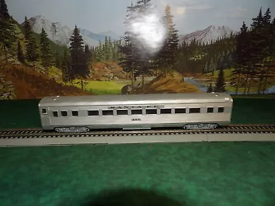 HO Scale  Athearn  Santa Fe Coach Passenger Car Rd# 268 • $10.95