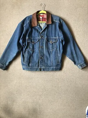 Vintage Marlboro Country Store Dark Blue Denim Jacket • $42.95