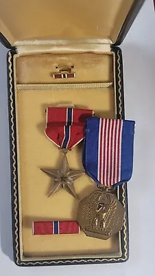 $150 • Buy WWII US Army Slot Broach Soldier’s Medal For Valor & Bronze Star Medal With  Box