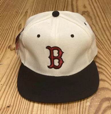 Vintage New Era Pro Model Boston Red Sox Embroidered Snapback Hat NWT Cap • $89.95