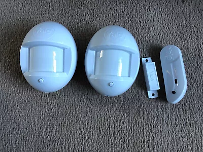 2 X Yale Alarm Wireless PIR Motion Detectors + Door Sensor • £27