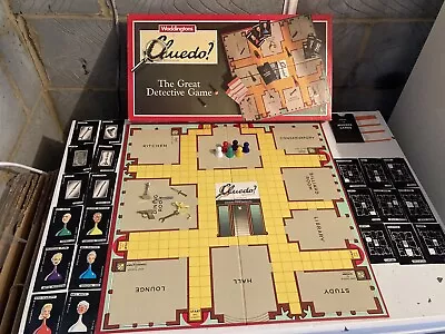 CLUEDO Vintage Detective Board Game Waddingtons Complete Games Retro Old • £11.99