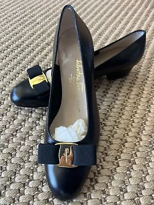 SALVATORE FERRAGAMO NEW Black Pumps VARA Bow Heels Shoes Size 7.5B • $375