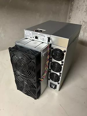 Bitmain Antminer S21 (200Th) • $4000