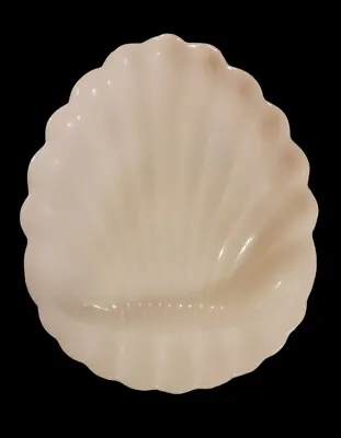 Vintage Milk Glass Clam Shell Dish 5.5  X 4.25  • $13.50