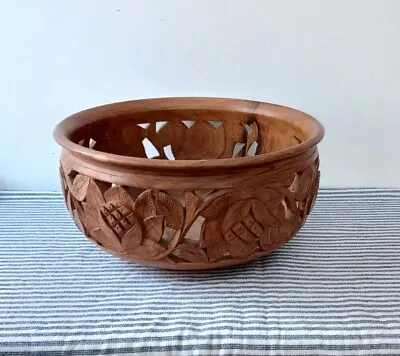 Stunning Hand Carved Wooden Bowl Floral Design Fruit Serving Centrepiece Large • £34.99