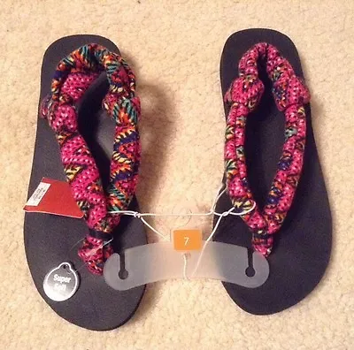 NWT! Womens Mossimo Cecily Sandals/Flip Flops Sz 7 • $8.60