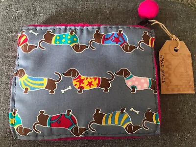 BNWT Unique Hand Crafted Gift Wool Felted Zipper Purse Dachshunds Sausage Dogs • £6.99
