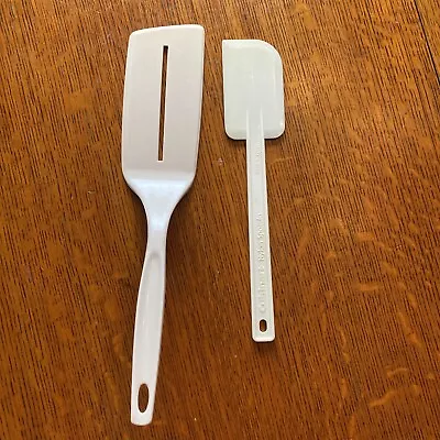 Vintage Foley Slotted Turner Pancake Flipper And Cuisinart Spatula Nylon Plastic • $19