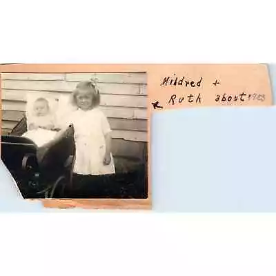 1929 Photograph Mildred & Ruth Earhart Markle Indiana SF2 • $17